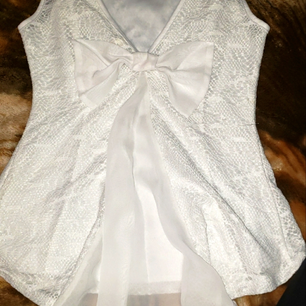White Lace Blouse with Bow on back - Sz. M